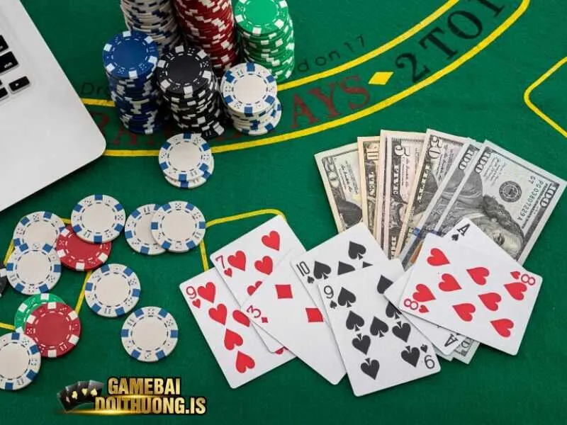 Poker Hitclub sử dụng bộ bài Tây 52 lá làm công cụ chính